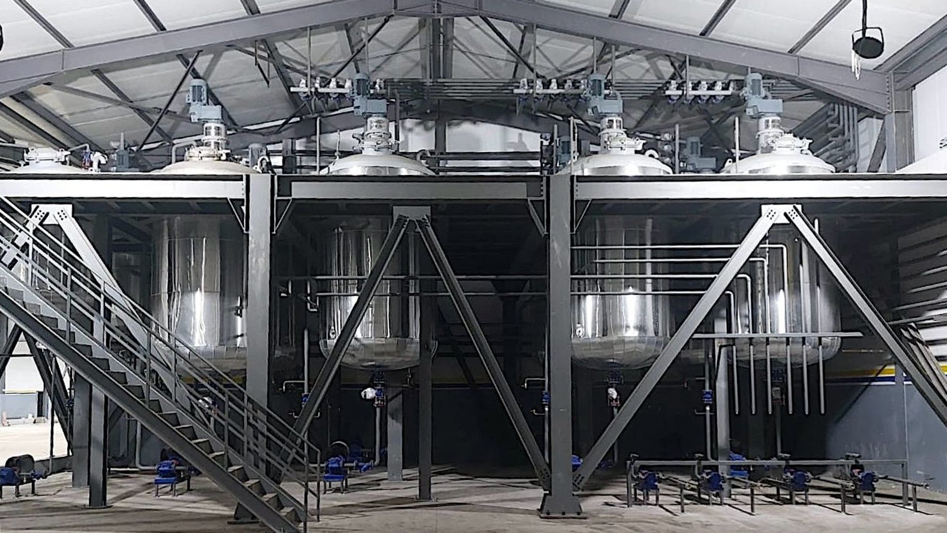 Many products are manufactured in the chemical and petrochemical plants.Examples of these products include asphalt,diesel,gasoline,fuel-oil,kerosene and LPG.Click for information about the chemical and petrochemical plan